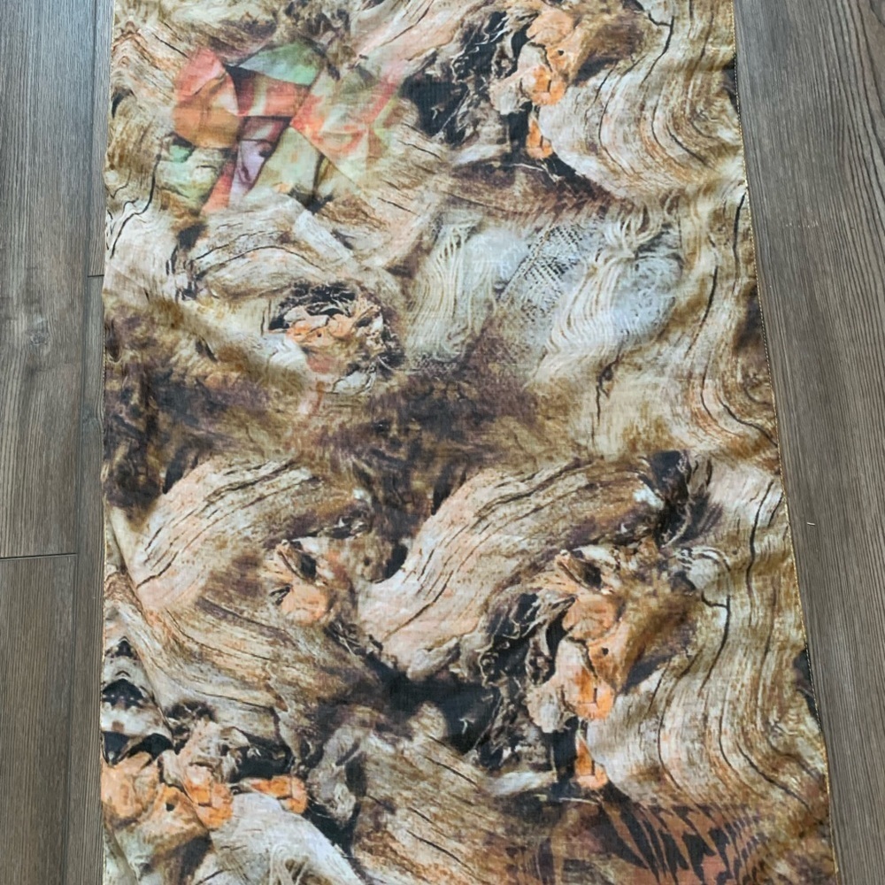 Multicolor Abstract Scarf - Picture 5 of 6